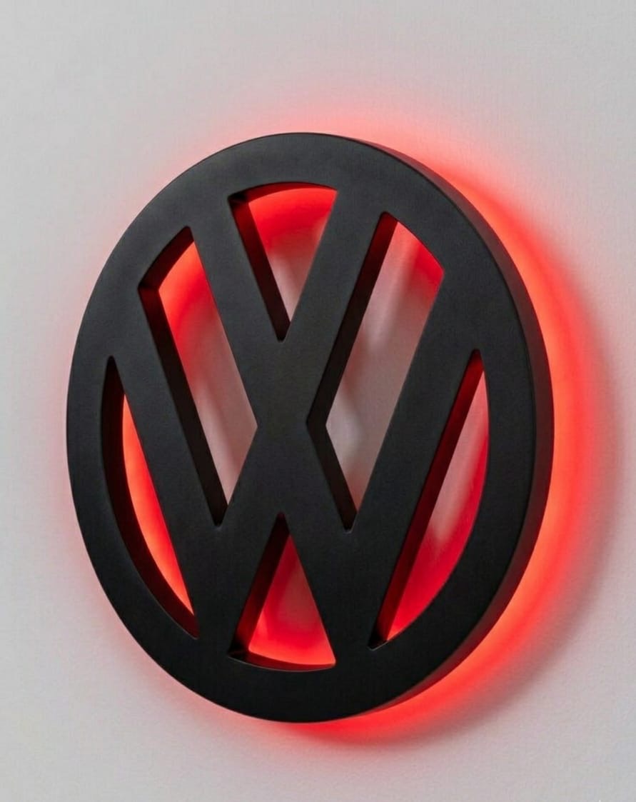VW Logo mit Led Wand Dekoration